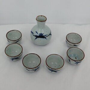 Vintage Japanese Sake Set Bottle 6 Cups Blue Flower Vine Motif Stoneware